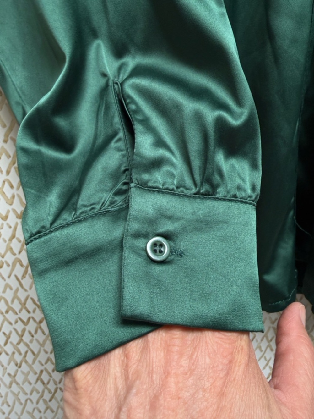 HYFVE Satin Button Down Shirt Forest Green Oversized Silky Blouse Size L - Picture 6 of 9